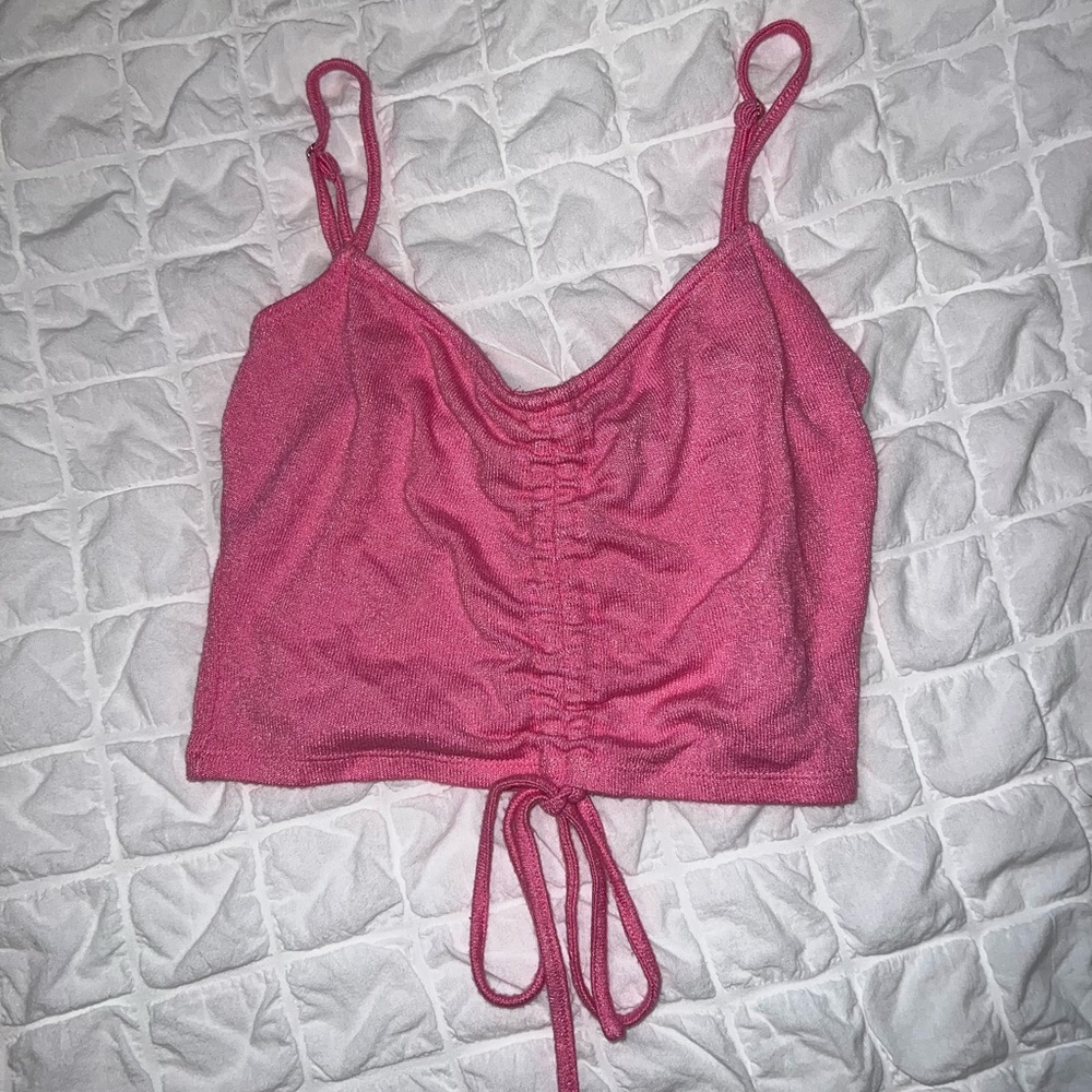 Hot pink top with adjustable straps and middle